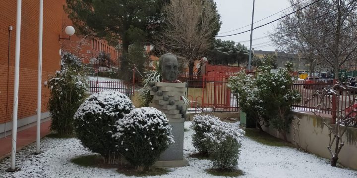 Aplazamiento de la vuelta a la actividad lectiva presencial